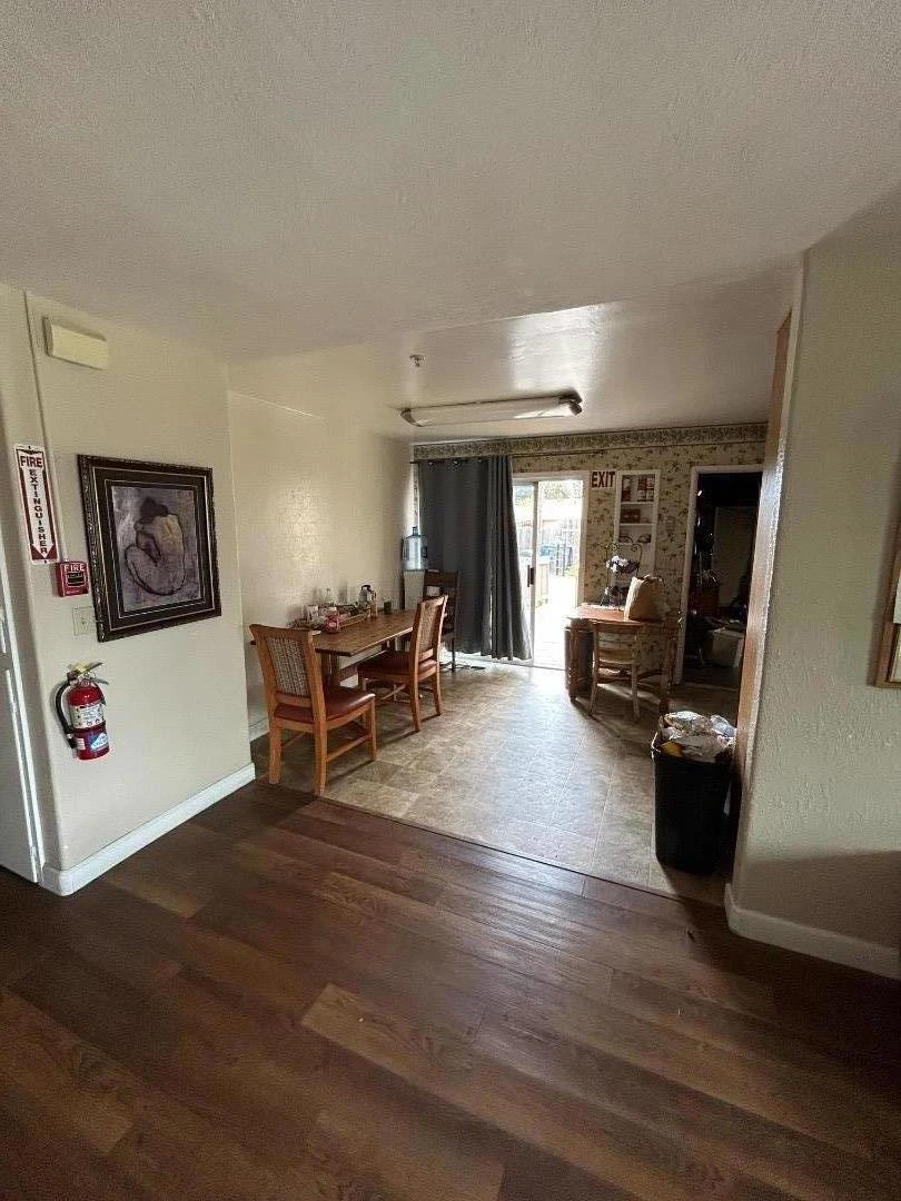 Interior 2
