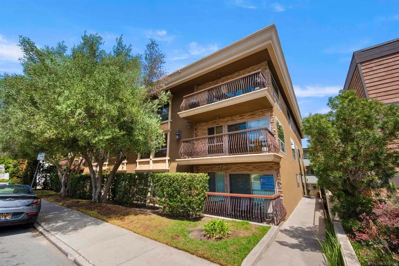 2955 McCall 301 photo 2