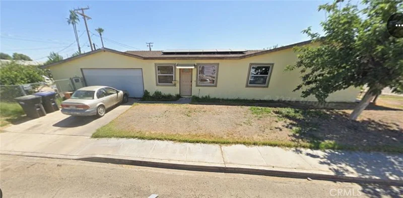 1011 E California photo 2