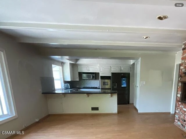 Interior 4