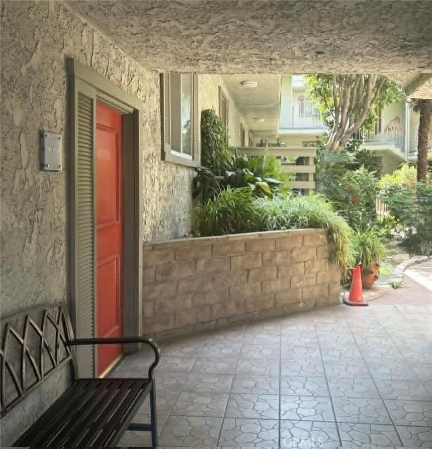 Interior 1