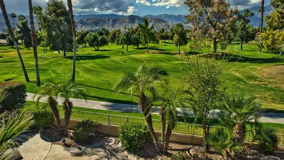 128 Kavenish Drive photo 2