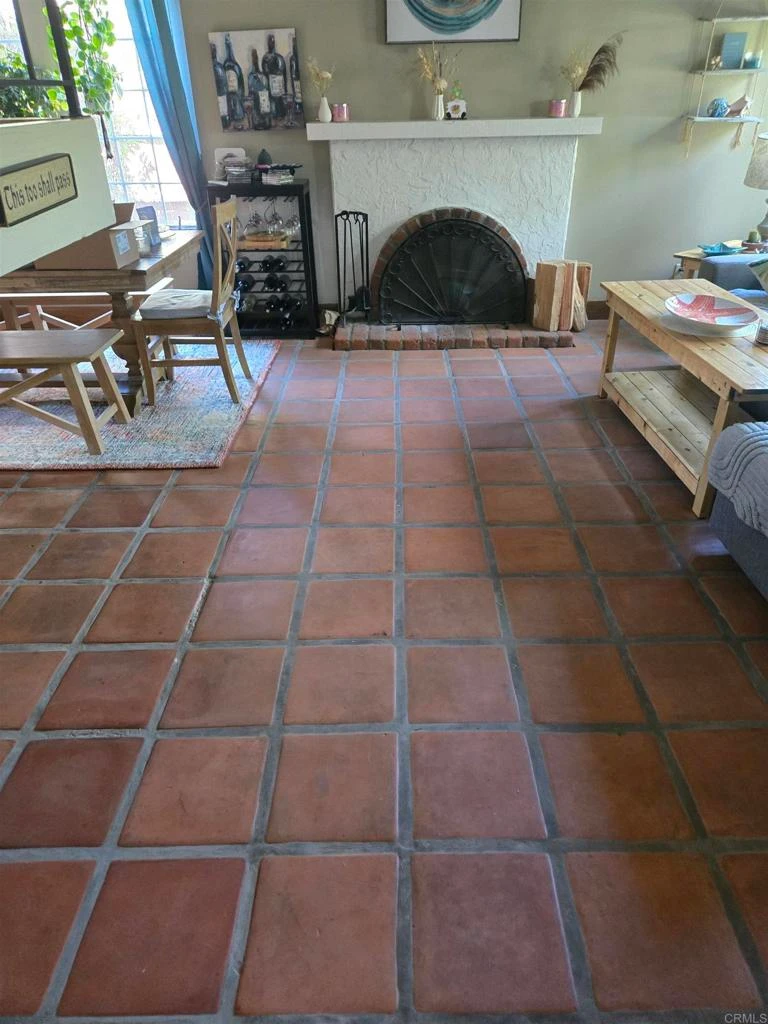 Interior 2