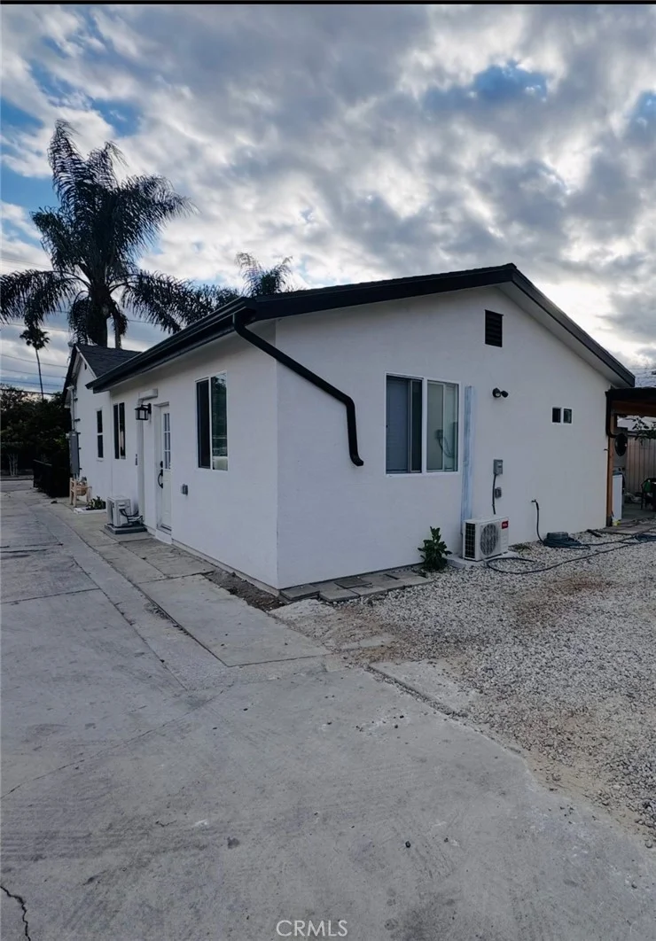 10620 Laurel Canyon photo 2