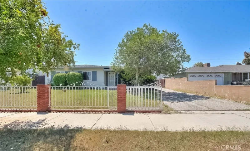 909 W Flora, Ontario, CA 91762