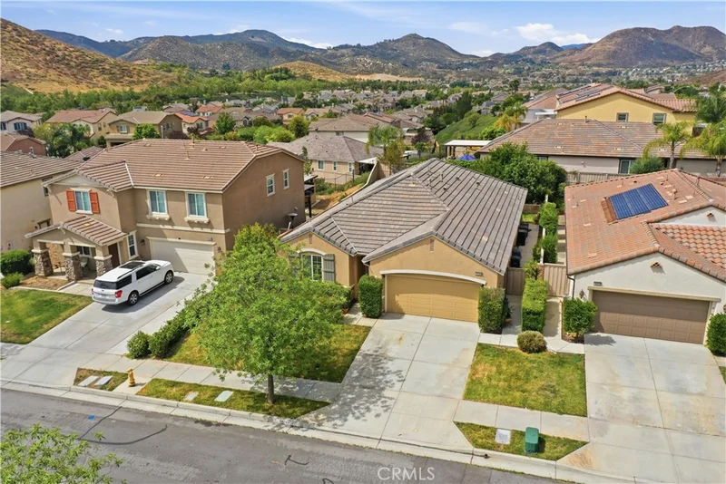 34343 Blossoms, Lake Elsinore, CA 92532