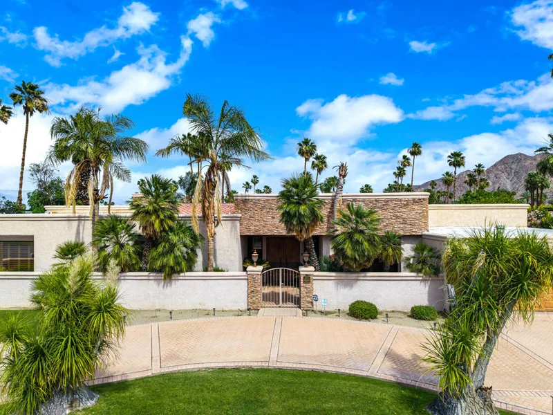 45640 Rancho Palmeras Drive photo 2