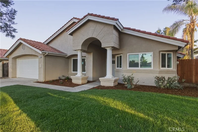 1809 E Serena, Fresno, CA 93720