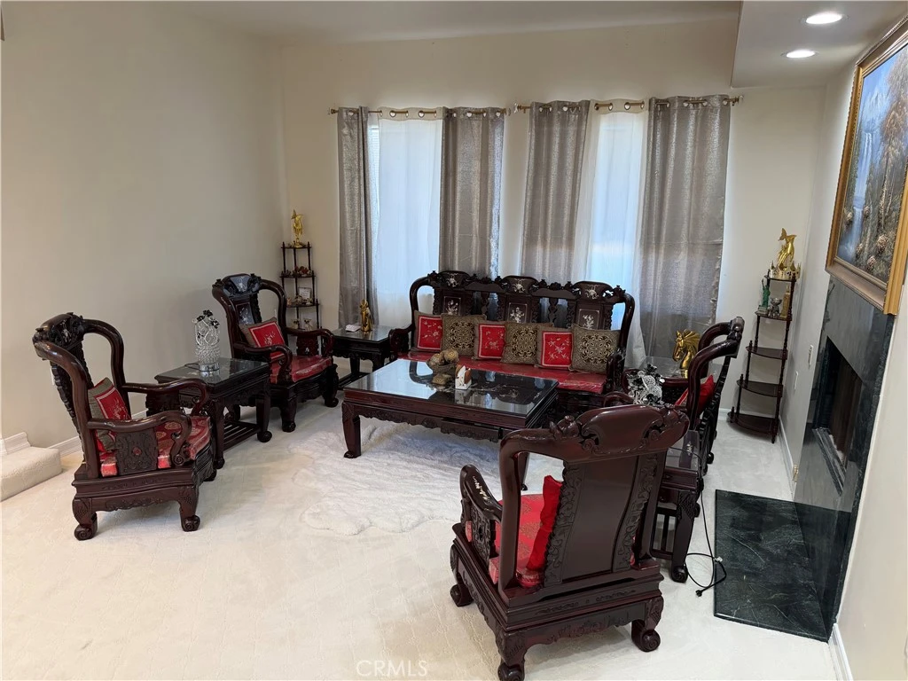 Interior 2