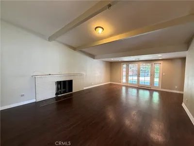 7741 Zelzah photo 2