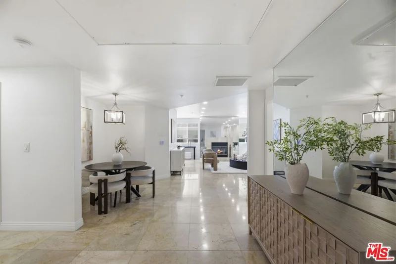 Photo 2 of 120 S Crescent Drive 104