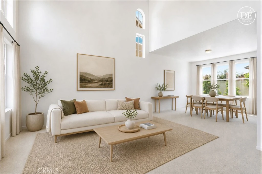 Interior 4