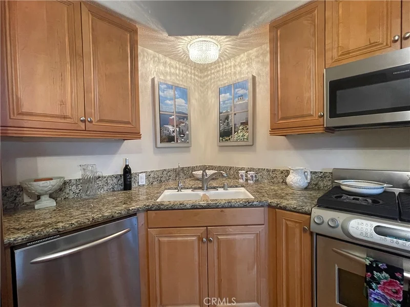 21345 Hawthorne Boulevard 110 photo 2
