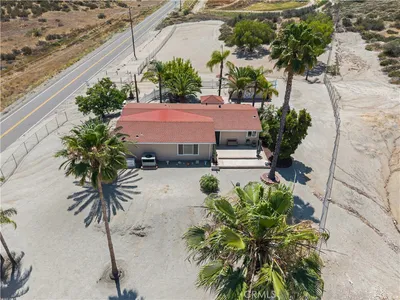 22635 Juniper Flats