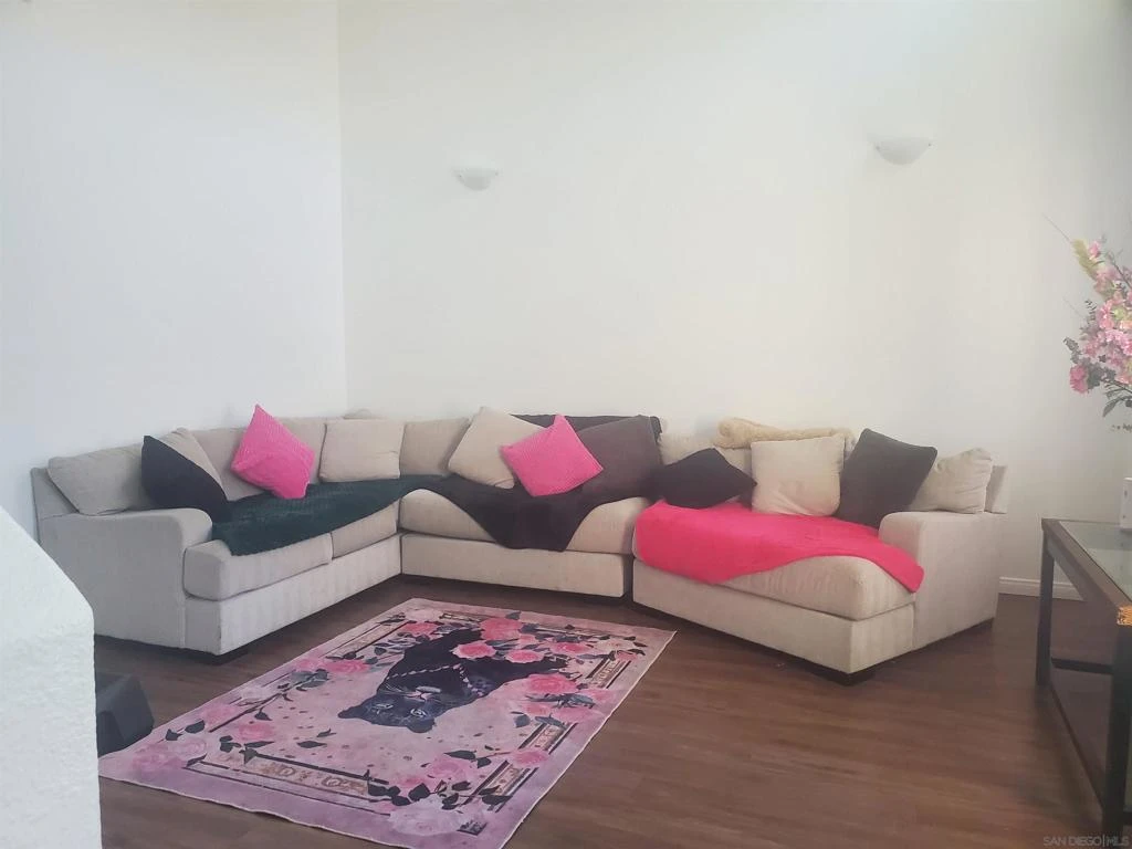 Interior 2