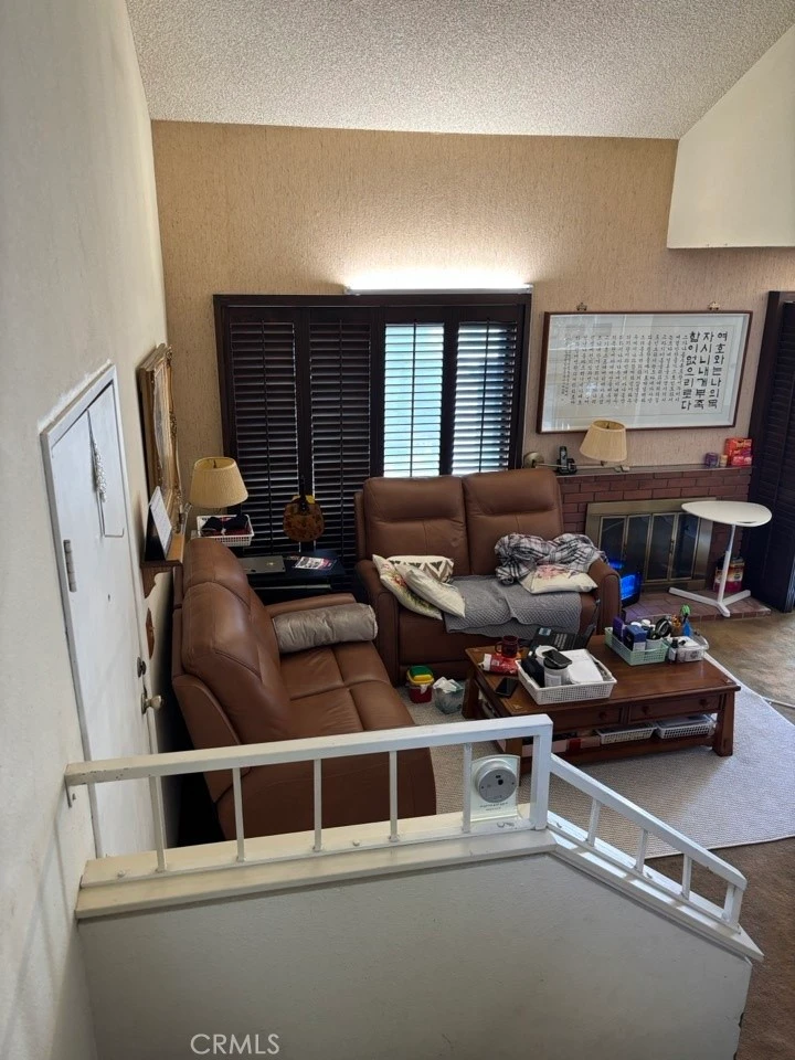 Interior 3