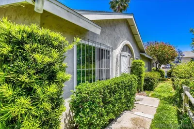 7876 Camino Huerta