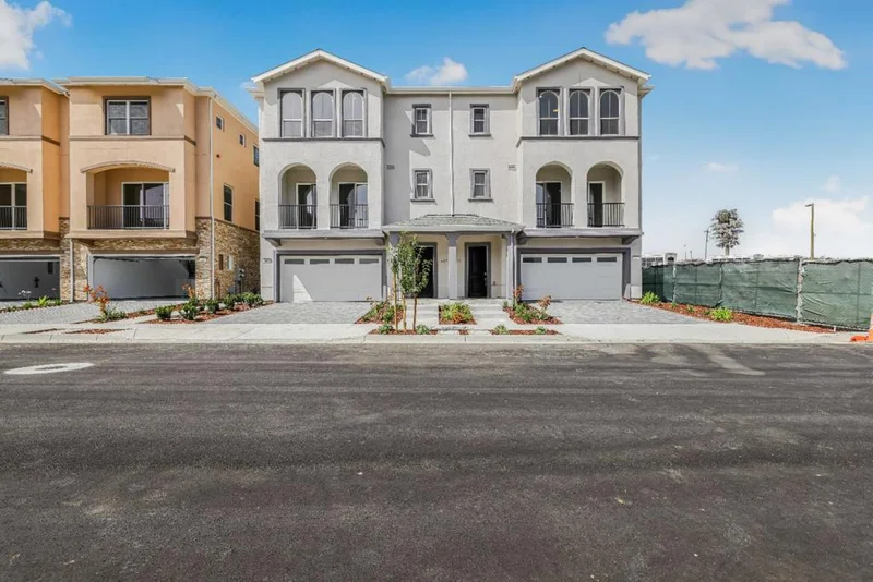 421 San Luis Avenue, Watsonville, CA 95076