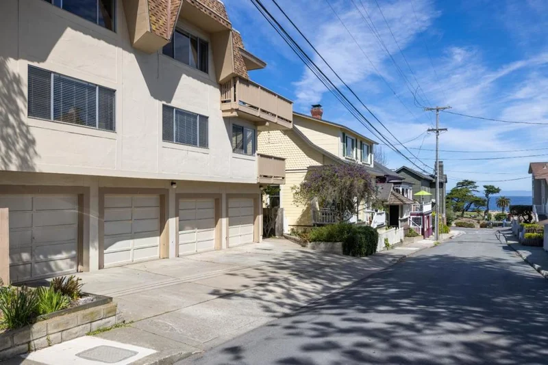 116 16th, Pacific Grove, CA 93950