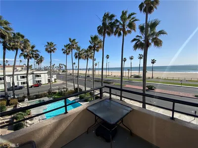 1200 Pacific Coast photo 2