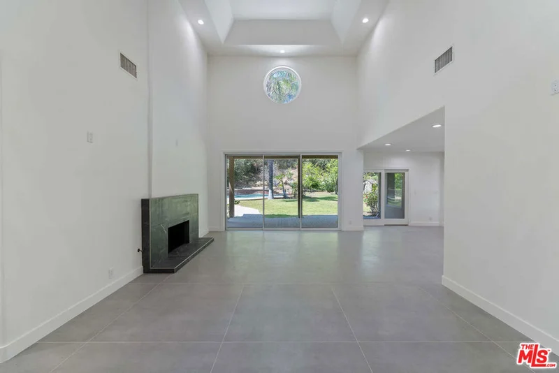 Photo 2 of 4133 Tarrybrae Terrace