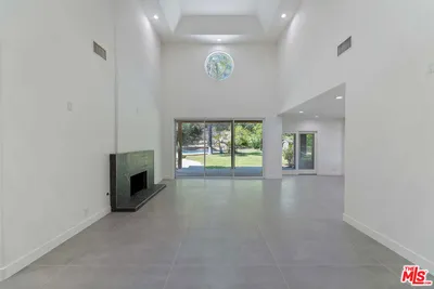 4133 Tarrybrae Terrace photo 2