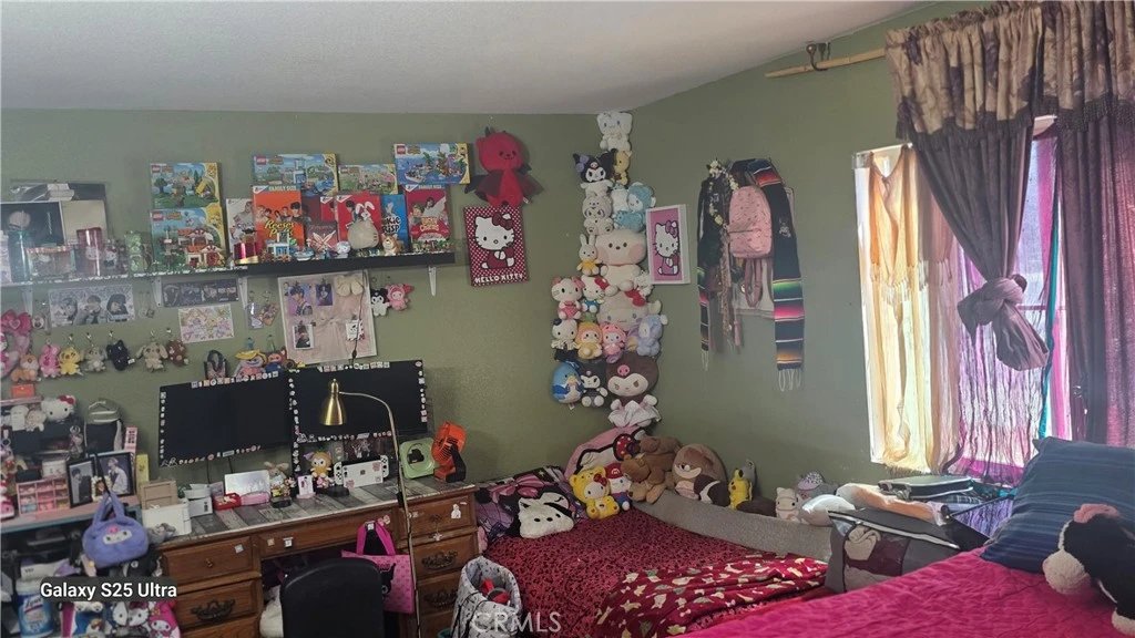 Interior 3