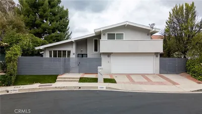 19281 Berclair Lane photo 2