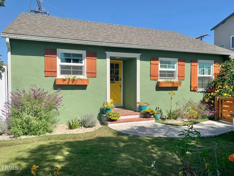 2619 Ocean Avenue