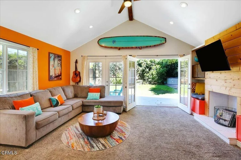 2619 Ocean Avenue photo 2