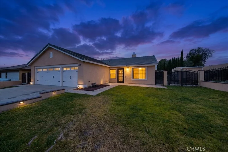 2294 N Smoketree Avenue, Rialto, CA 92377