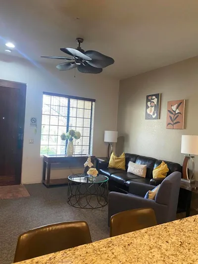 50650 Santa Rosa Plaza 3 photo 2