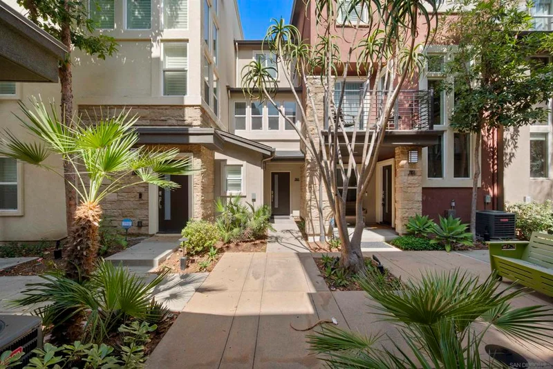 7853 Inception Way photo 2