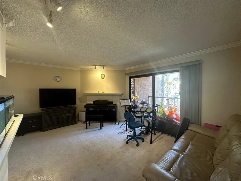 10655 Lemon Avenue 2709 photo 2