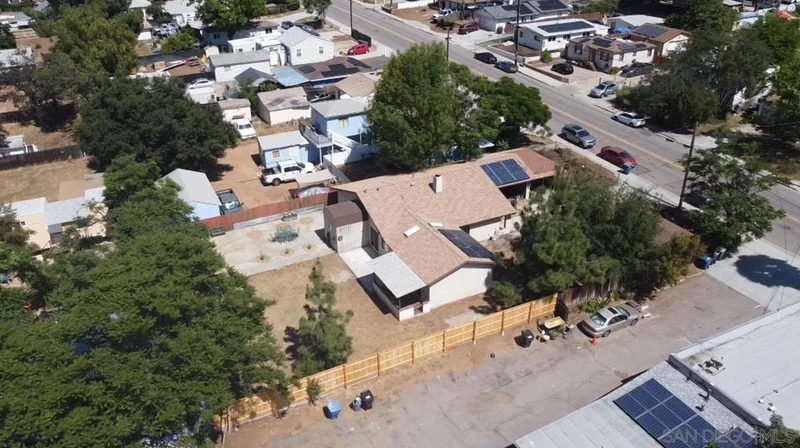 Photo 2 of 12706 Julian Ave