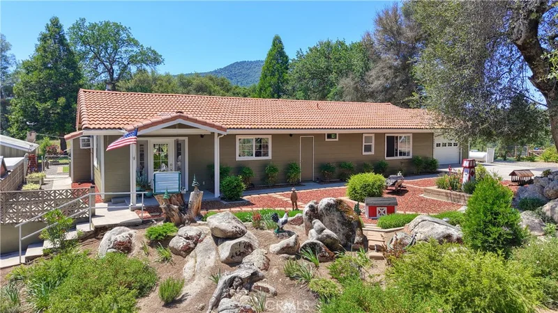 48910 Quail Drive, Oakhurst, CA 93644