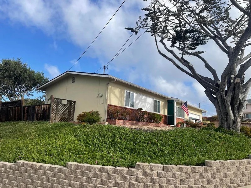 1153 Mono Court, Seaside, CA 93955