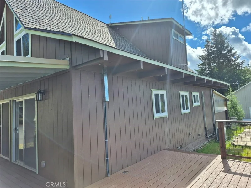 120 Spur Court photo 2