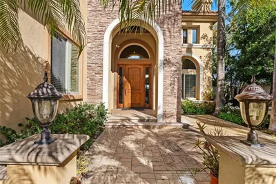 18 Claremont photo 2