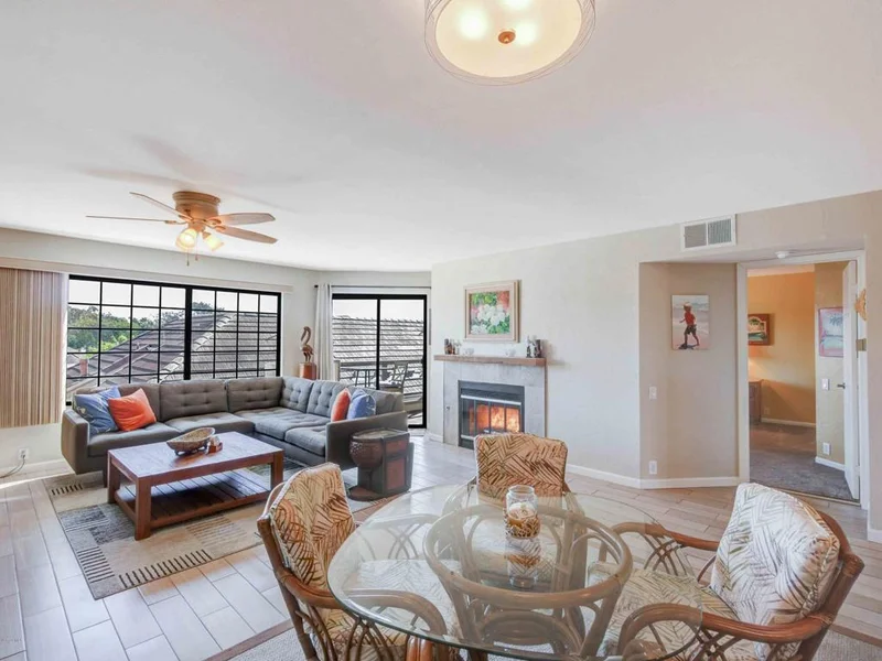 716 Island View Circle photo 2
