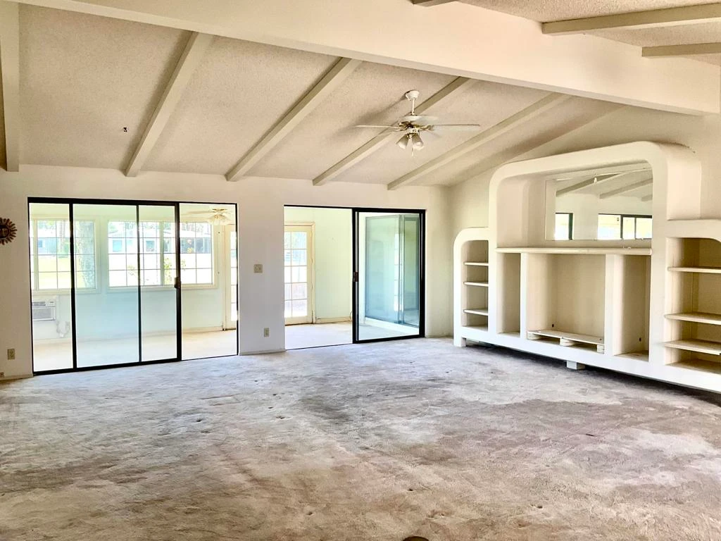Interior 4