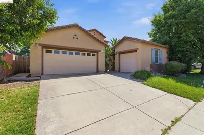 3338 La Cadena Way photo 2