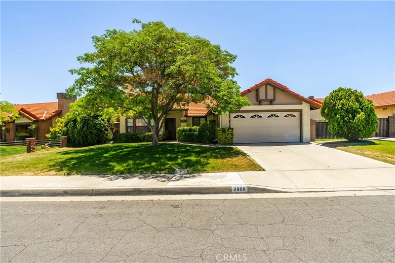 2808 College Park photo 2