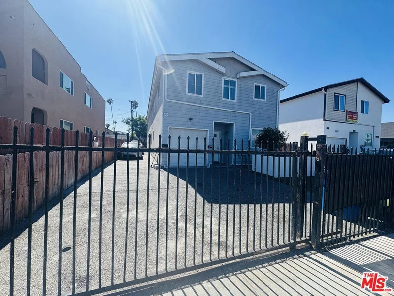 5919 Denver Avenue 5919 photo 2
