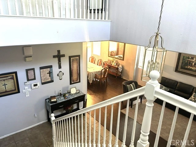 Interior 3