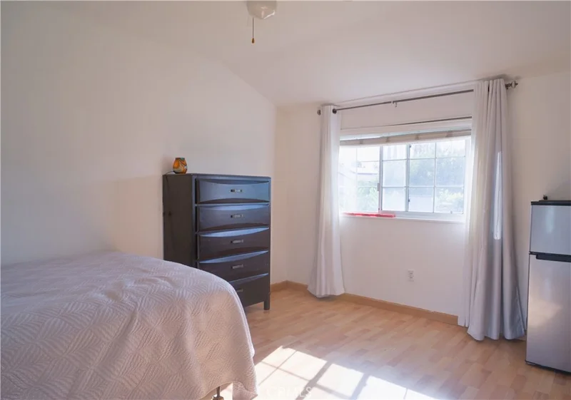 1312 Durham Street photo 2
