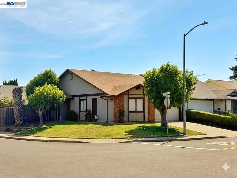 460 Lisa Ann St, Bay Point, CA 94565