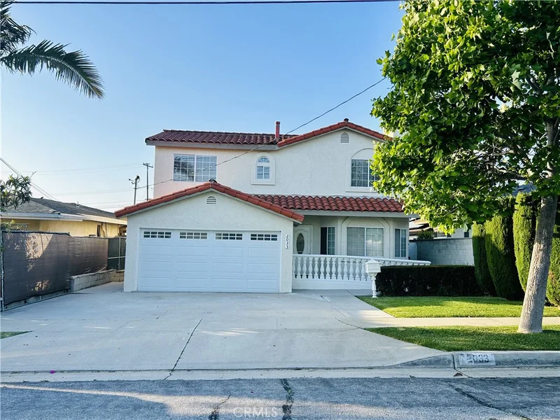 2033 W 231st