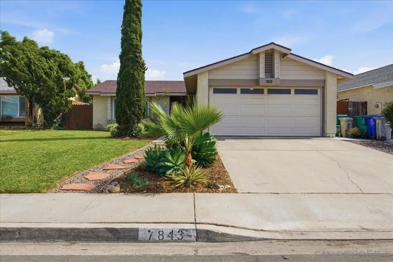 7843 Jade Coast Rd., San Diego, CA 92126