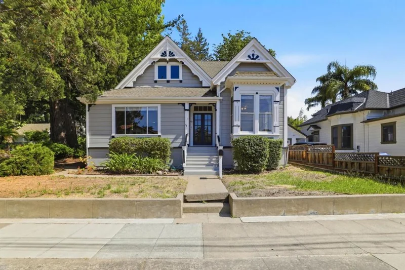 54 Whitney Avenue, Los Gatos, CA 95030